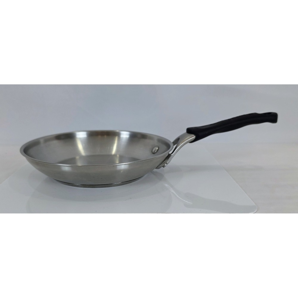 Calphalon Select  8" Skillet Frying Pan #1388 Stainless Steel W/Heat Resist Grip
